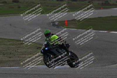 media/Nov-30-2025-TrackDaz (Sun) [[d8b22663df]]/B Group/Session 3 (Off Ramp)/